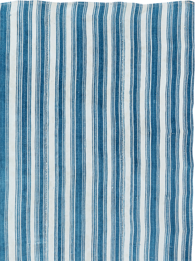 Vintage Persian Flatweave Kilim Throw Rug, No.31520 - Galerie Shabab