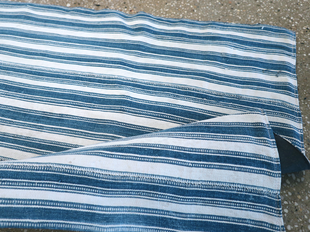 Vintage Persian Flatweave Kilim Throw Rug, No.31520 - Galerie Shabab