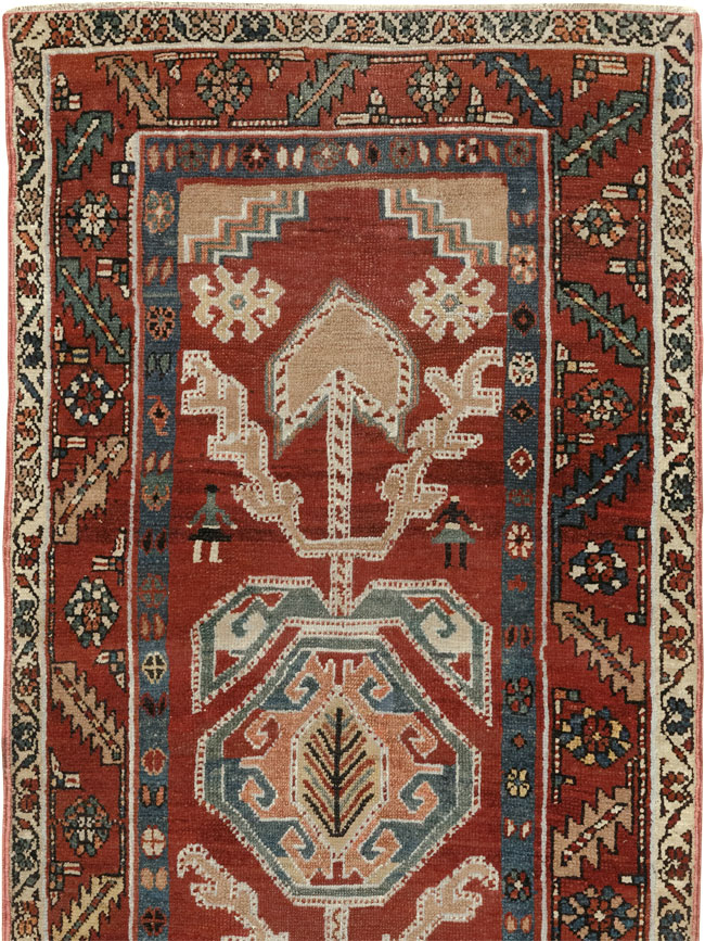 Antique Persian Bakshaish Runner, No.31522 - Galerie Shabab