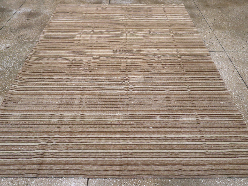 Vintage Persian Flatweave Kilim Accent Carpet, No.31532 - Galerie Shabab