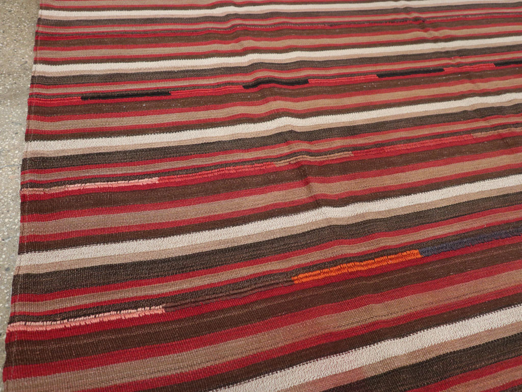 Vintage Turkish Flatweave Kilim Accent Carpet, No.31533 - Galerie Shabab