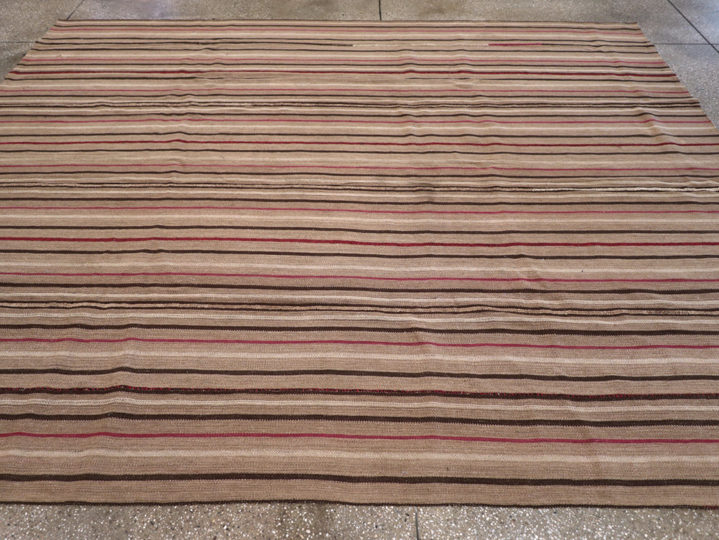Vintage Turkish Flatweave Kilim Small Room Size Carpet, No.31536 - Galerie Shabab