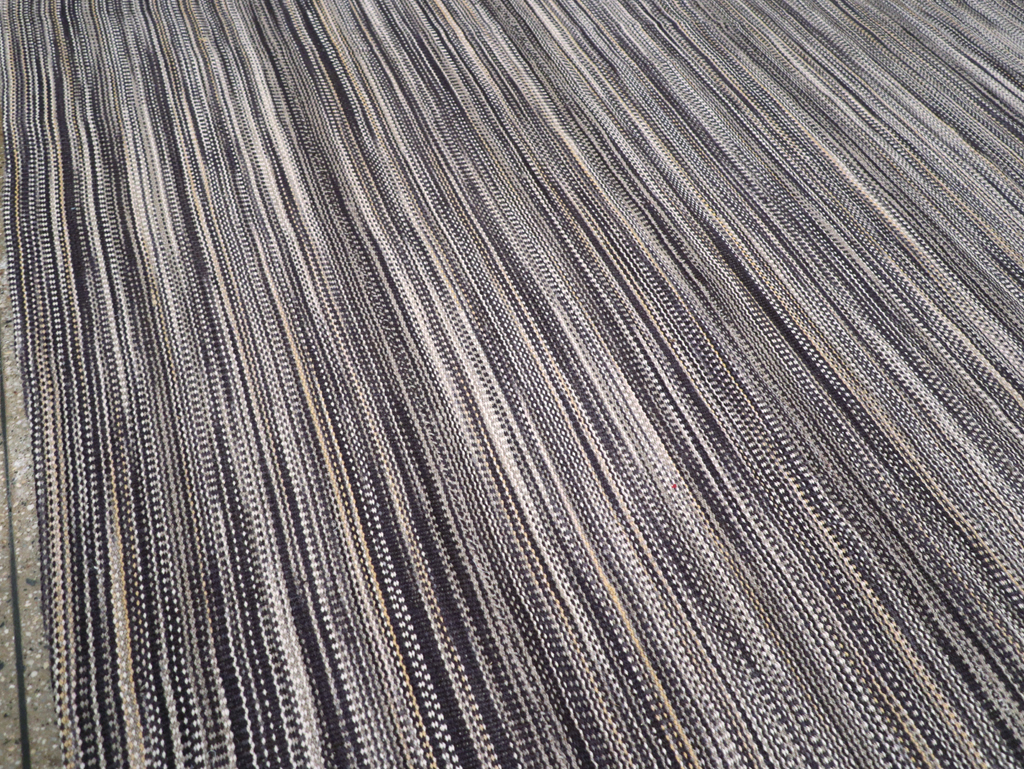 Modern Turkish Flatweave Large Carpet, No.31538 - Galerie Shabab