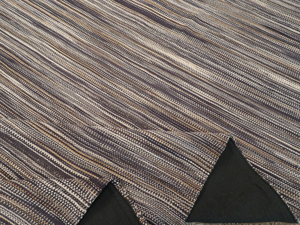 Modern Turkish Flatweave Kilim Room Size Carpet, No.31539 - Galerie Shabab