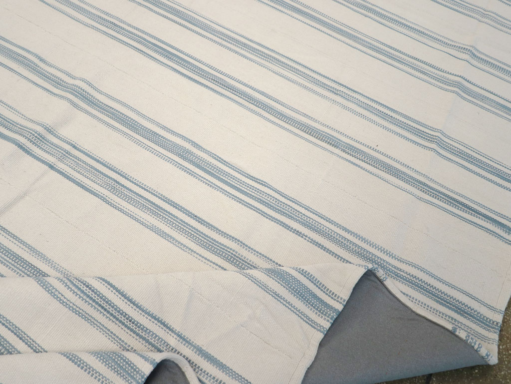 Modern Turkish Flatweave Room Size Carpet, No.31540 - Galerie Shabab