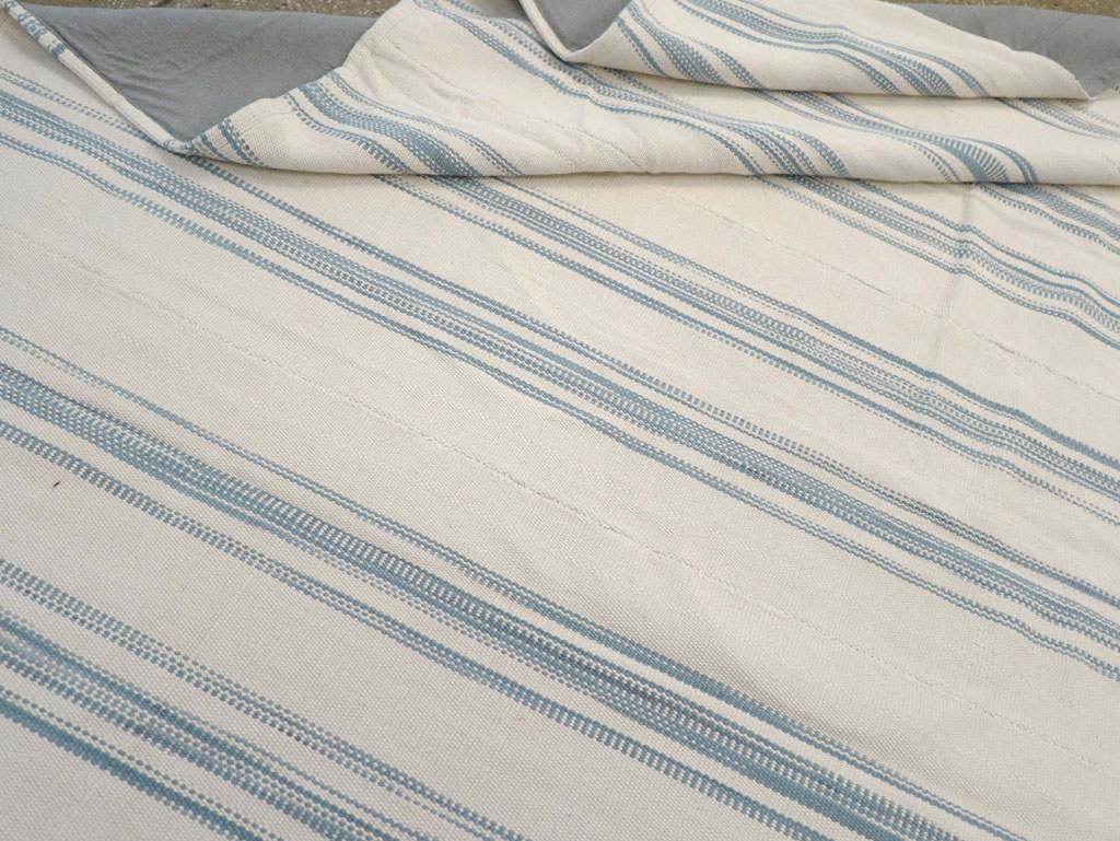 Modern Turkish Flatweave Room Size Carpet, No.31540 - Galerie Shabab
