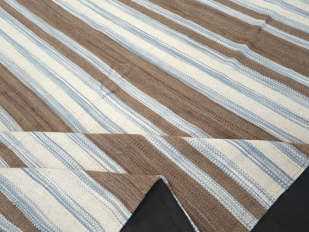 Modern Turkish Flatweave Kilim Large Carpet, No.31542 - Galerie Shabab