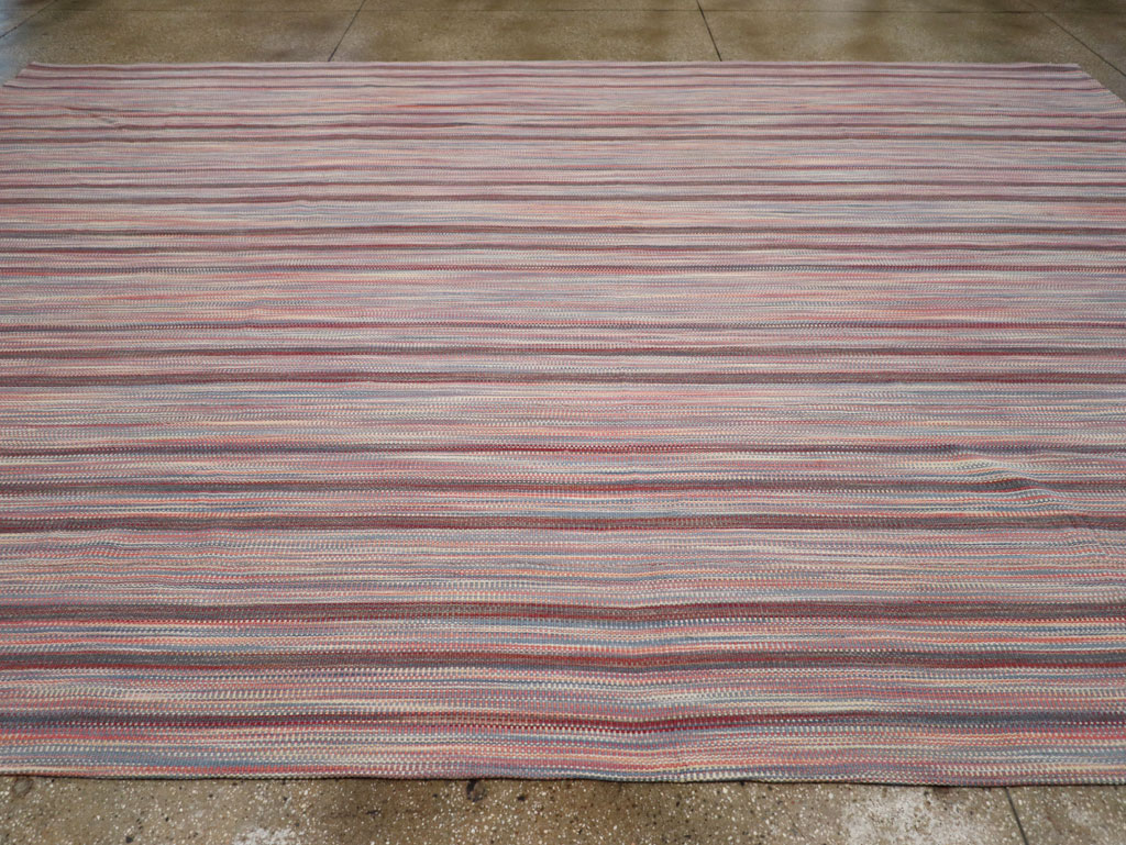 Modern Turkish Flatweave Room Size Carpet, No.31545 - Galerie Shabab