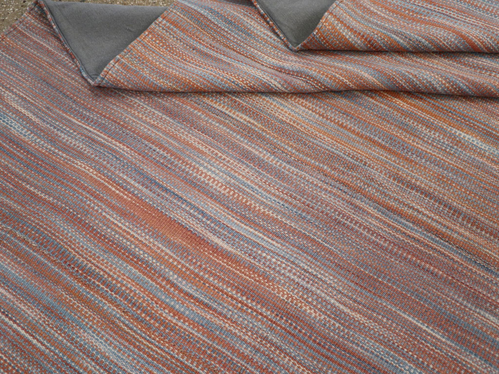 Modern Turkish Flatweave Room Size Carpet, No.31546 - Galerie Shabab