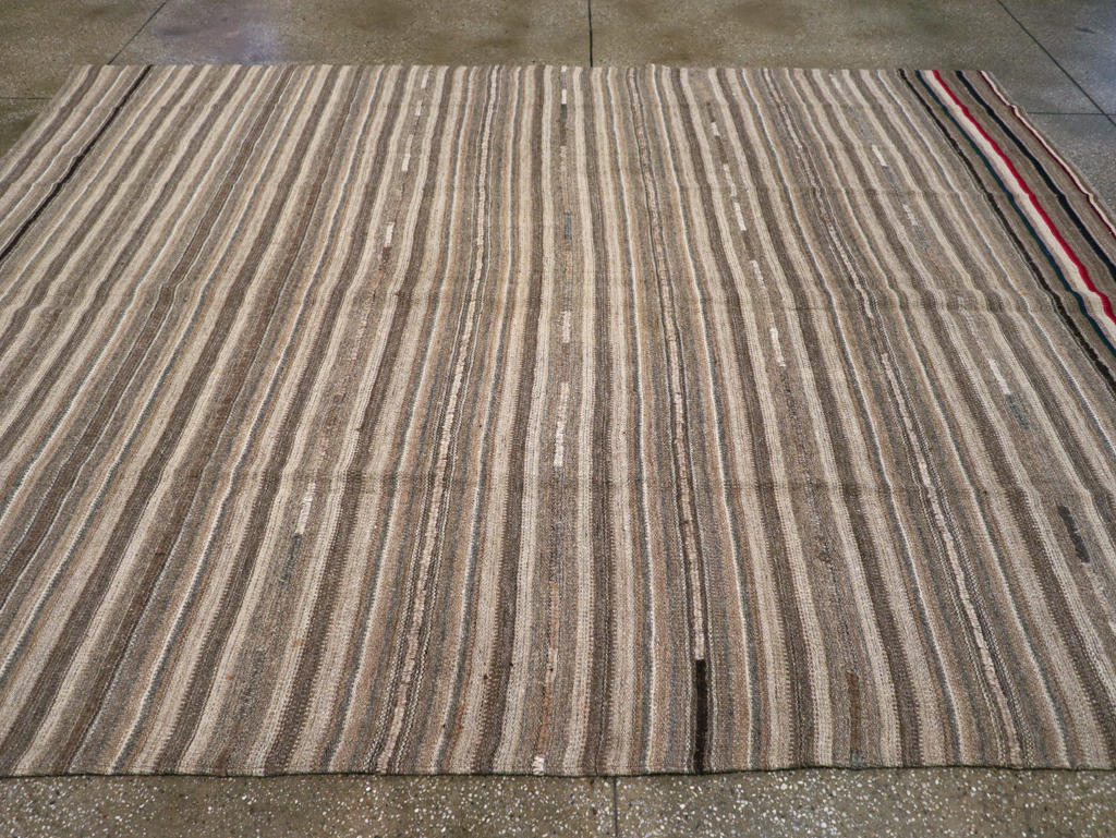 Vintage Turkish Flatweave Kilim Small Room Size Carpet, No.31553 - Galerie Shabab