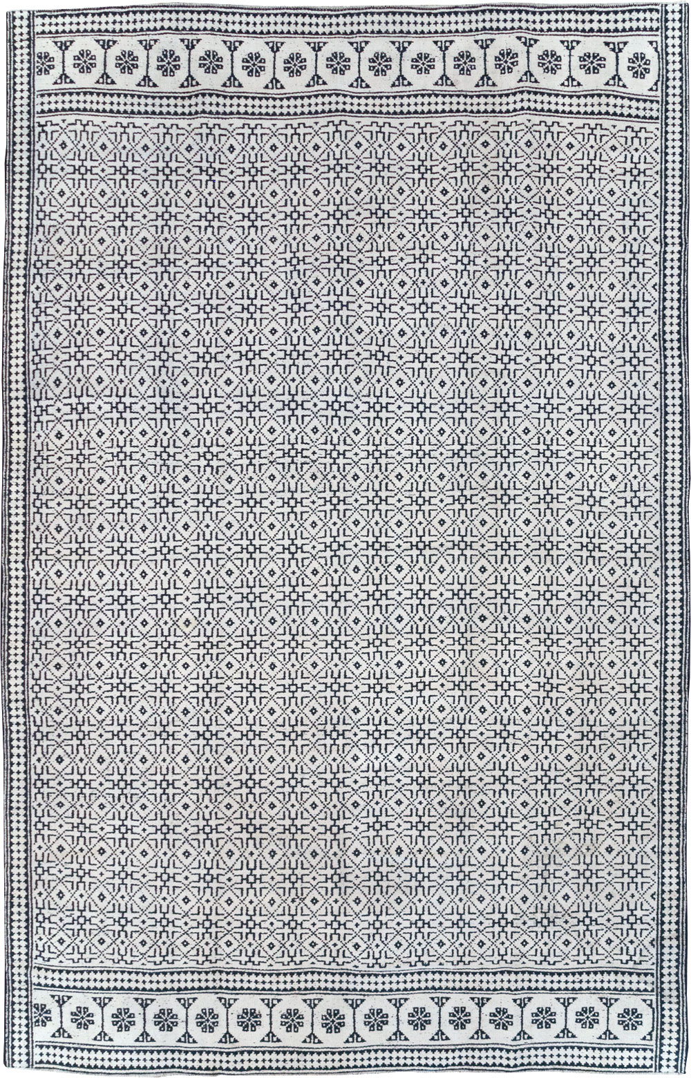 Vintage Persian Flatweave Kilim Room Size Carpet, No.31555 - Galerie Shabab