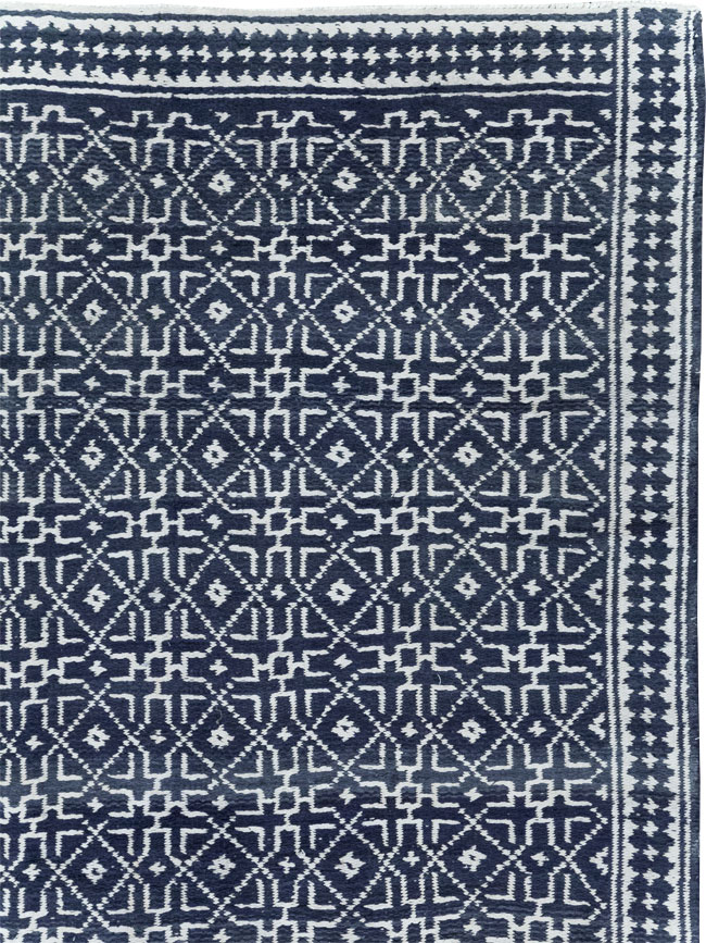 Vintage Persian Flatweave Room Size Carpet, No.31558 - Galerie Shabab