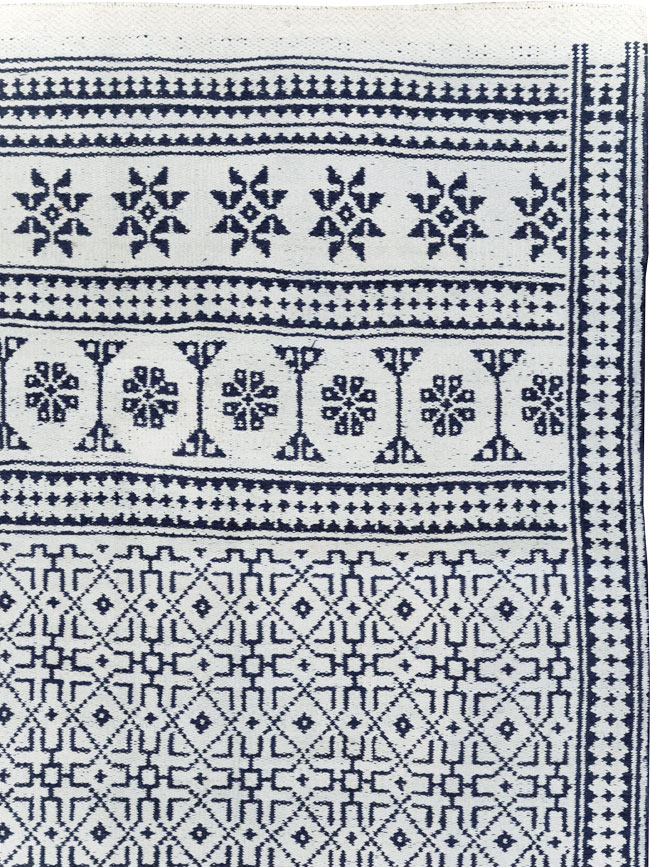 Vintage Persian Flatweave Kilim Large Carpet, No.31559 - Galerie Shabab