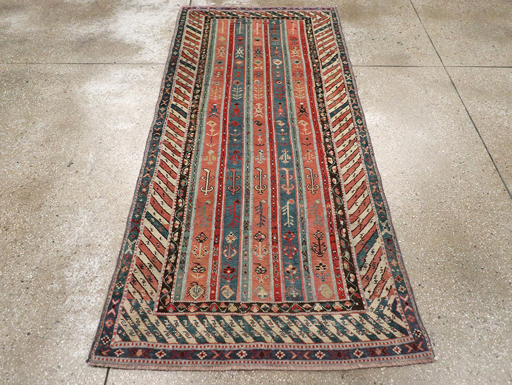 Antique Caucasian Karabagh Rug, No.31565 - Galerie Shabab