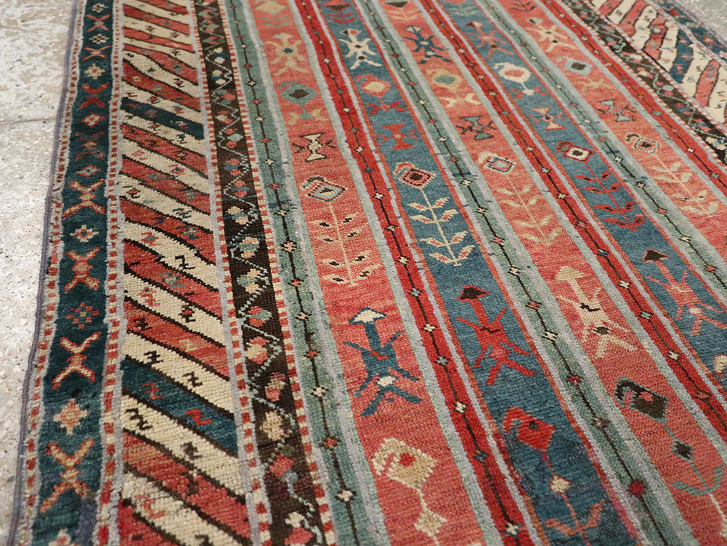 Antique Caucasian Karabagh Rug, No.31565 - Galerie Shabab