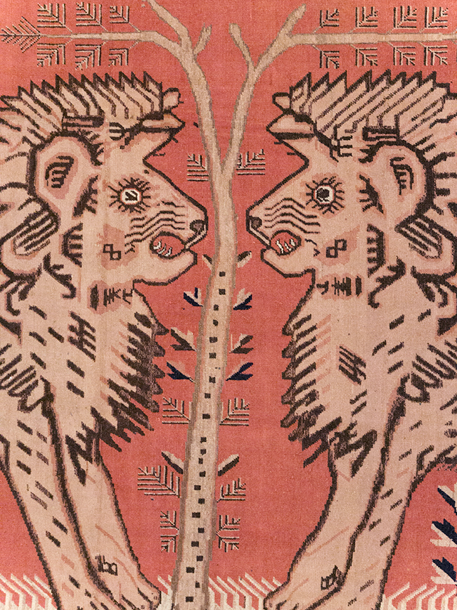 Antique Pictorial Khotan Rug, No.31574 - Galerie Shabab