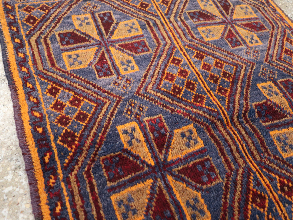 Vintage Persian Baluch Throw Rug, No.31582 - Galerie Shabab