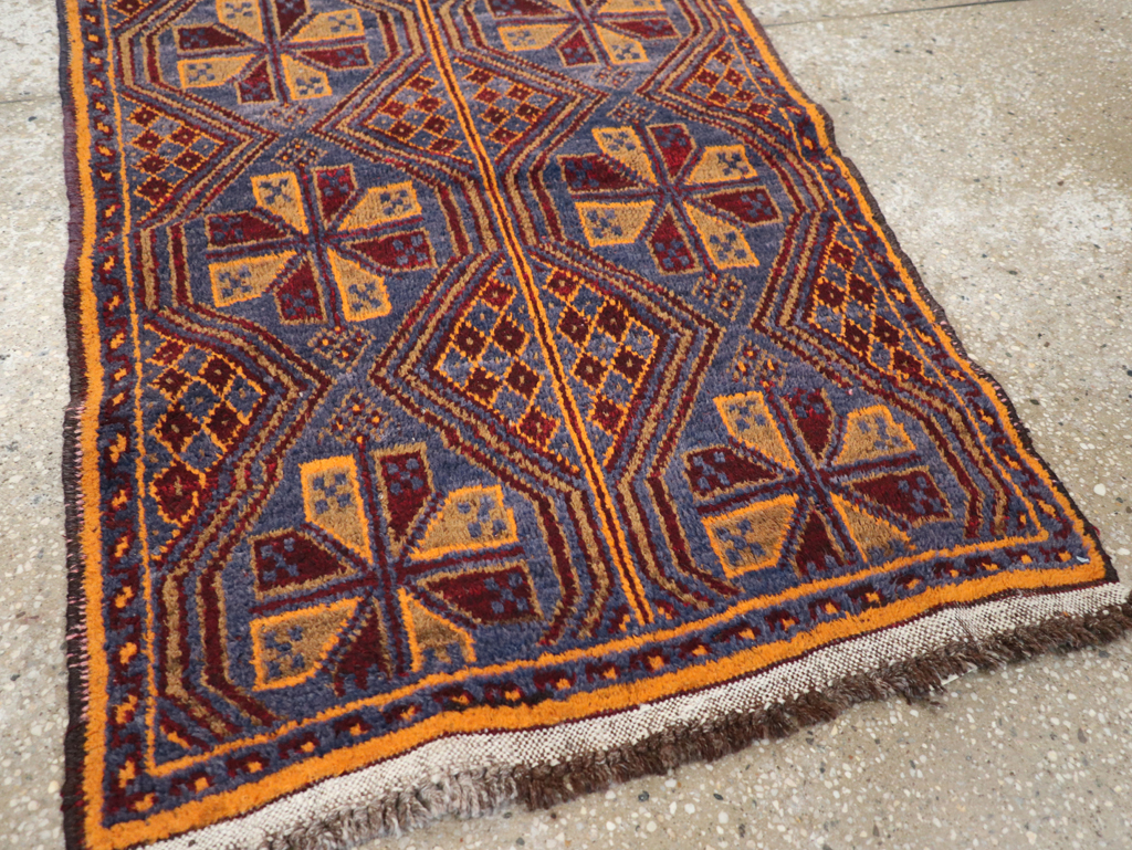 Vintage Persian Baluch Throw Rug, No.31582 - Galerie Shabab