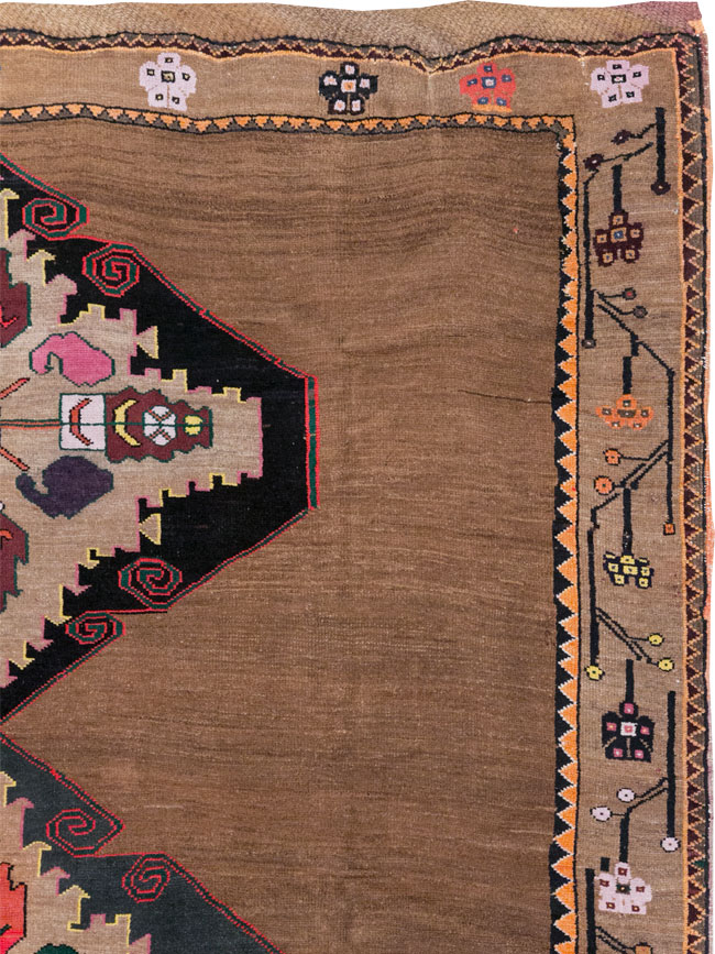 Vintage Turkish Tribal Small Room Size Carpet, No.31585 - Galerie Shabab