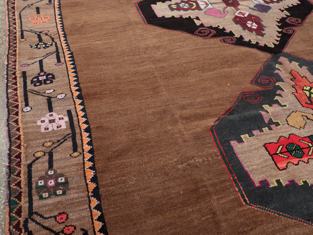 Vintage Turkish Tribal Small Room Size Carpet, No.31585 - Galerie Shabab