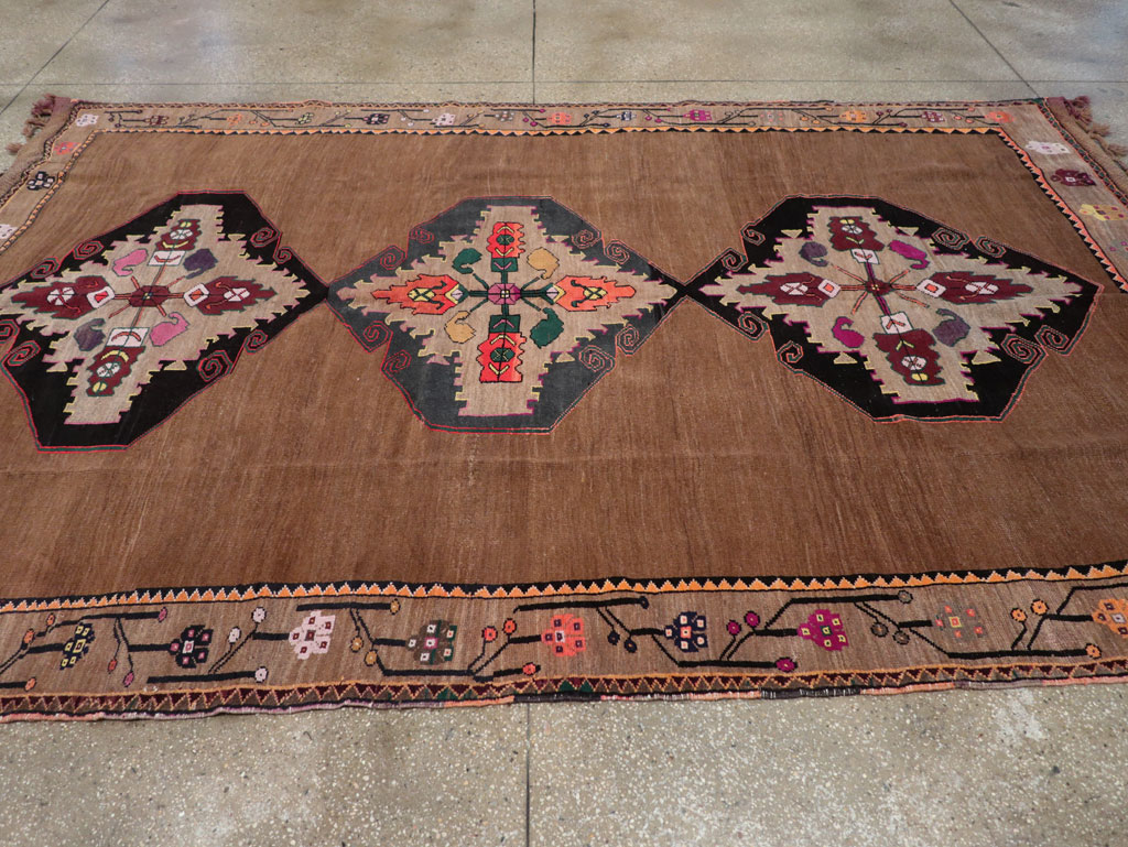Vintage Turkish Tribal Small Room Size Carpet, No.31585 - Galerie Shabab