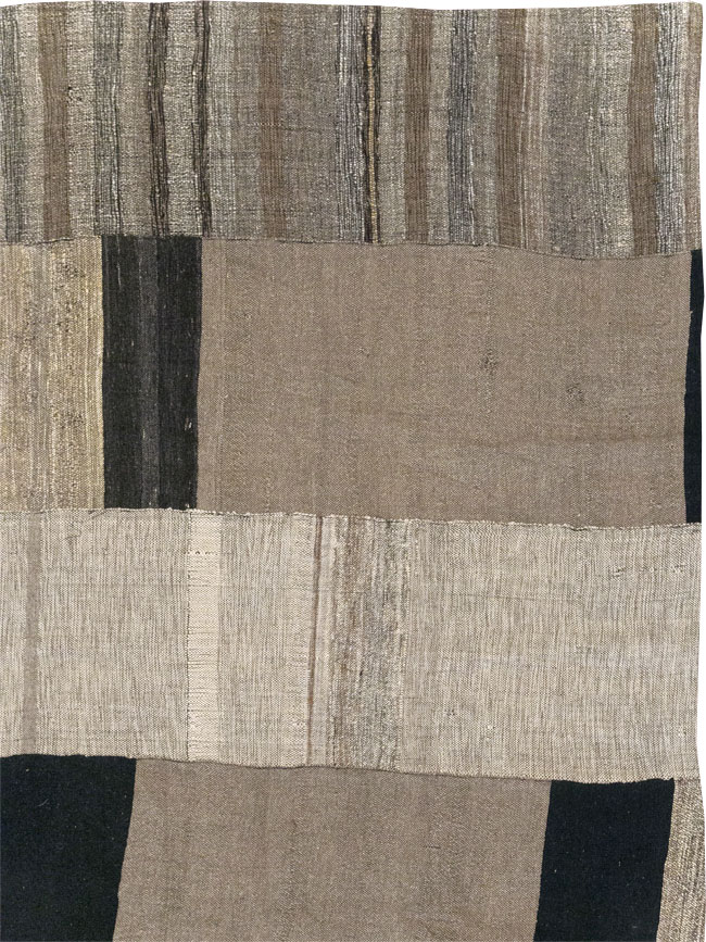 Modern Turkish Flatweave Room Size Carpet, No.31596 - Galerie Shabab