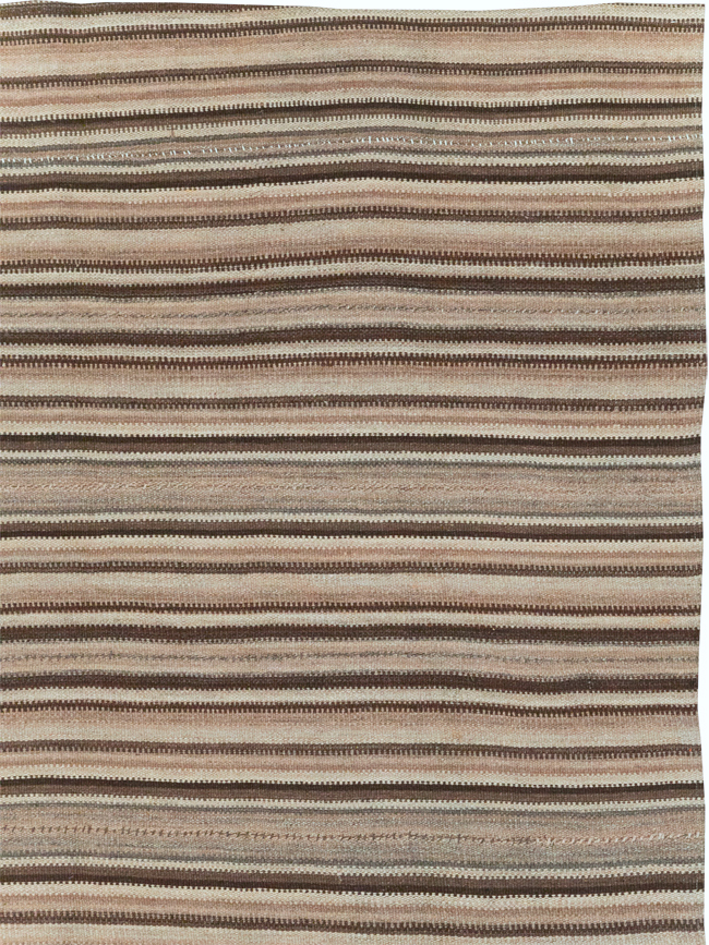 Vintage Turkish Flatweave Kilim Room Size Carpet, No.31600 - Galerie Shabab