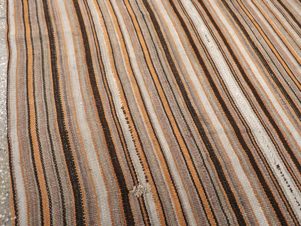 Vintage Persian Flatweave Kilim Square Carpet, No.31604 - Galerie Shabab