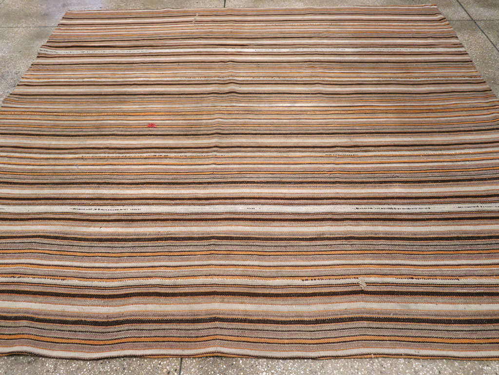 Vintage Persian Flatweave Kilim Square Carpet, No.31604 - Galerie Shabab