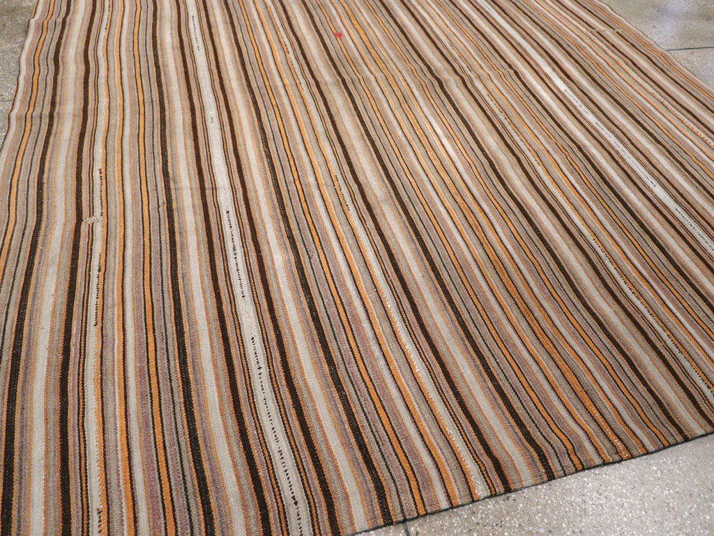 Vintage Turkish Flatweave Kilim Square Carpet, No.31604 - Galerie Shabab
