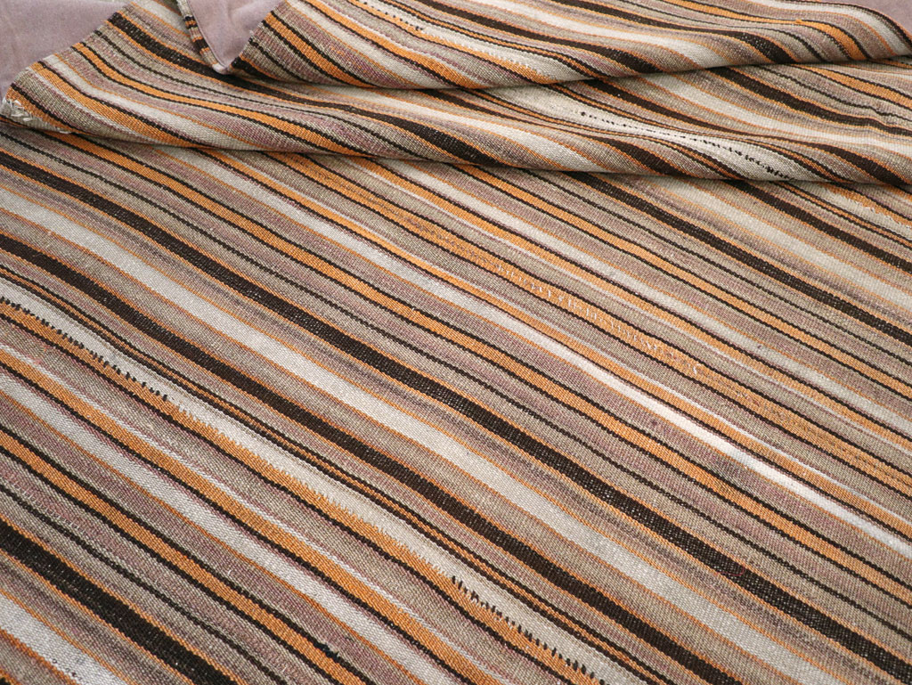 Vintage Persian Flatweave Kilim Square Carpet, No.31604 - Galerie Shabab