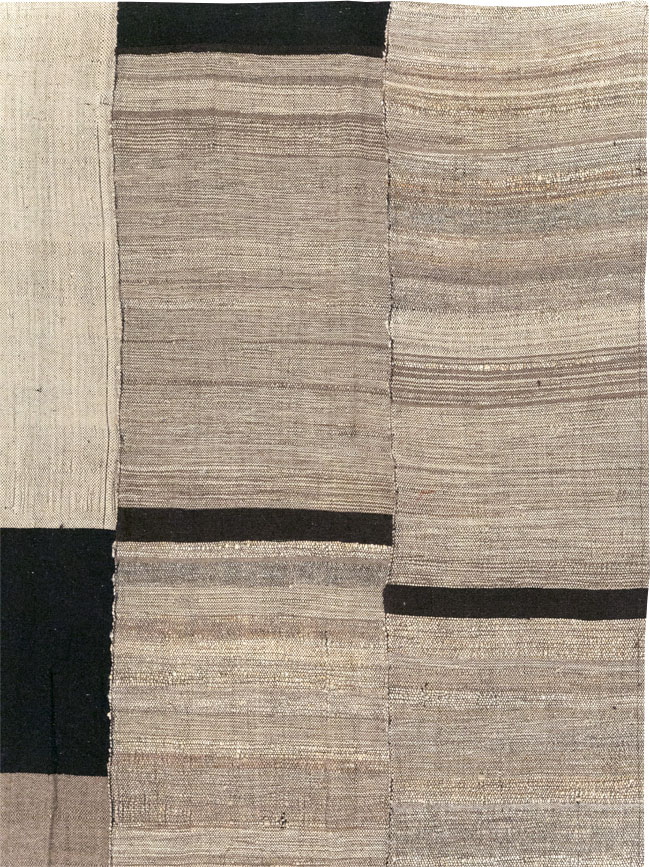 Modern Turkish Flatweave Square Room Size Carpet, No.31609 - Galerie Shabab