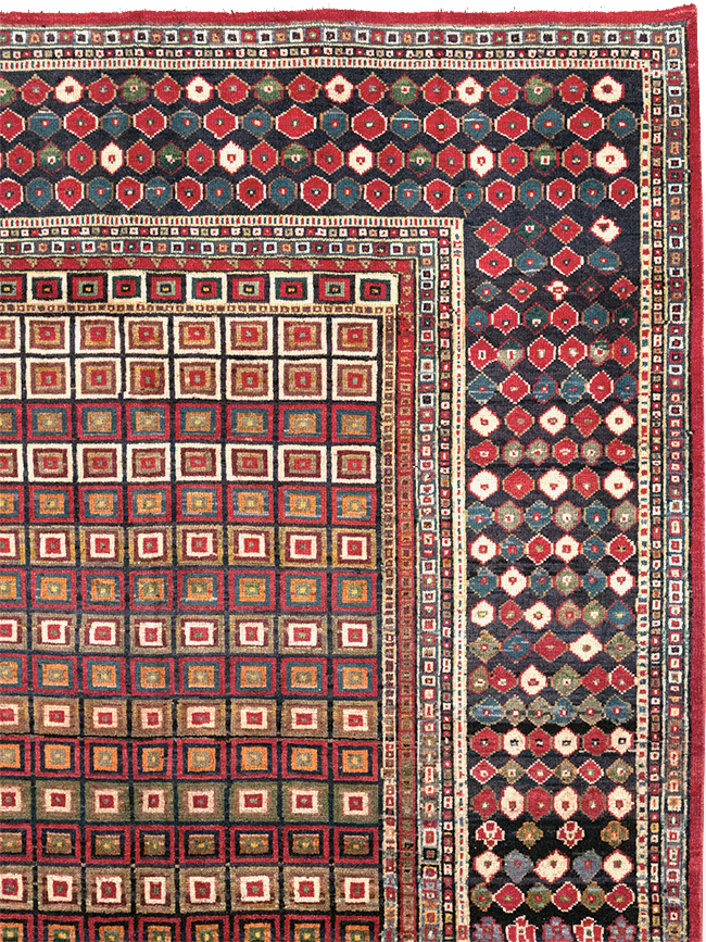 Vintage Persian Tabriz Room Size Carpet, No.31610 - Galerie Shabab