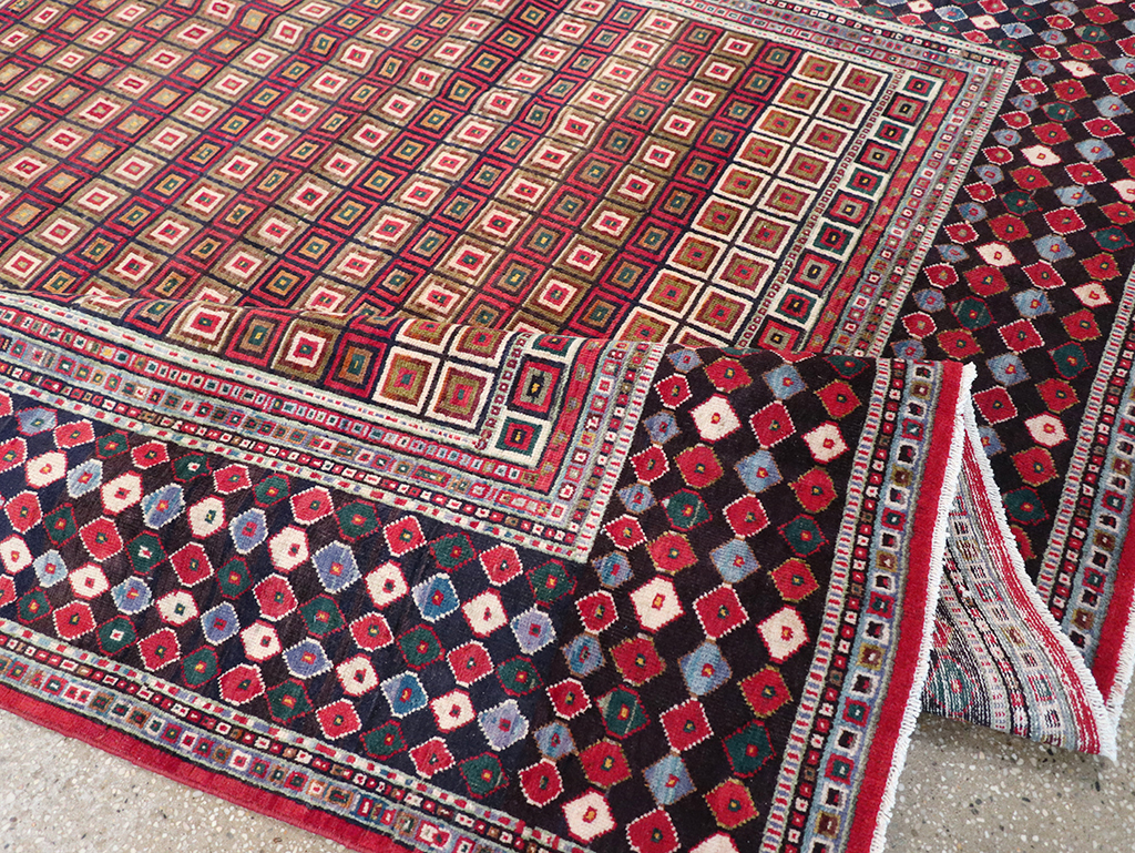 Vintage Persian Tabriz Room Size Carpet, No.31610 - Galerie Shabab