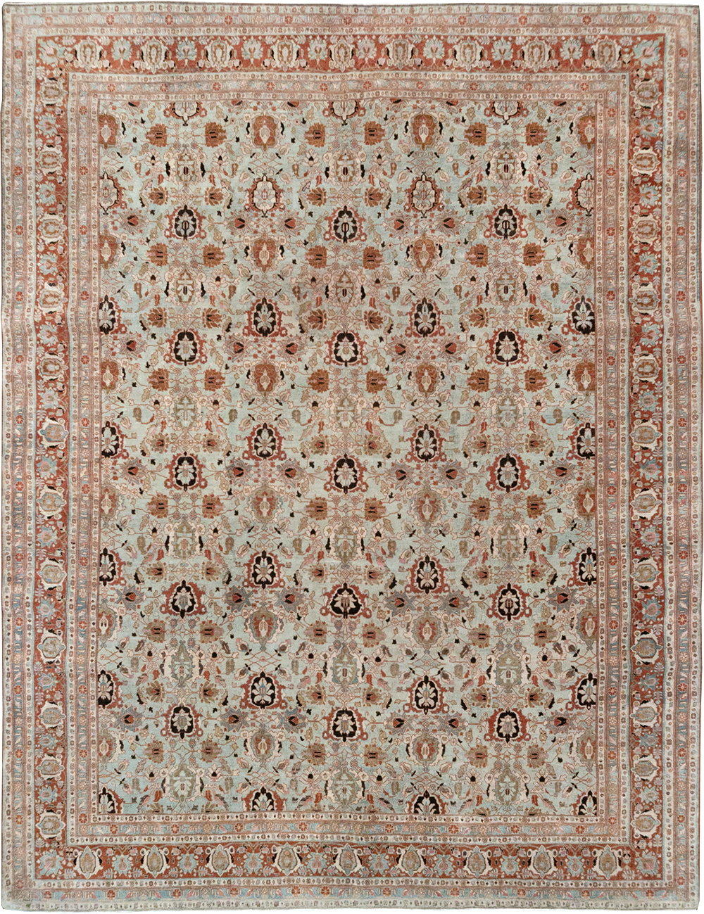 Antique Persian Varamin Room Size Carpet, No.31612 - Galerie Shabab