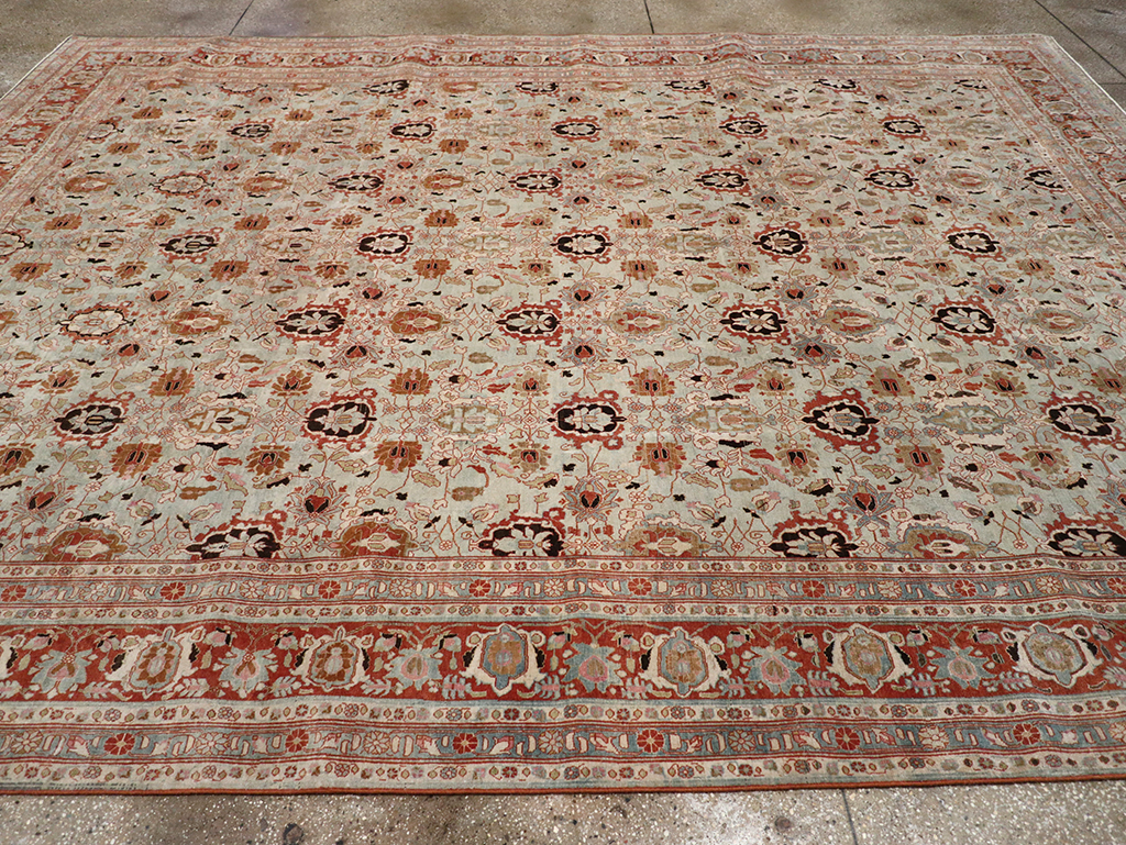 Antique Persian Varamin Room Size Carpet, No.31612 - Galerie Shabab