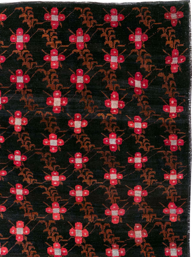 Vintage Turkish Anatolian Small Room Size Carpet, No.31613 - Galerie Shabab