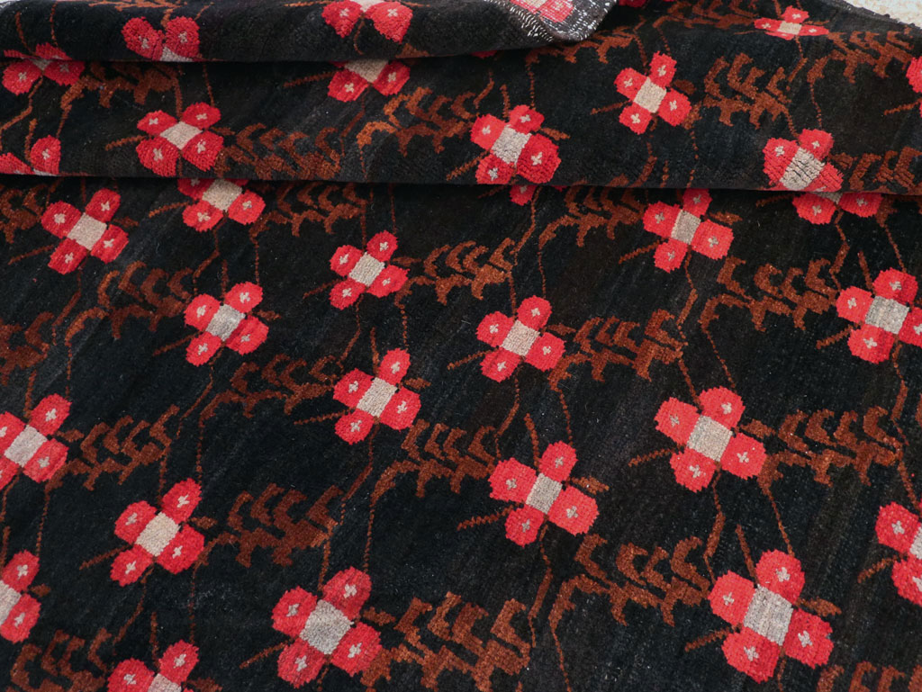 Vintage Turkish Anatolian Small Room Size Carpet, No.31613 - Galerie Shabab