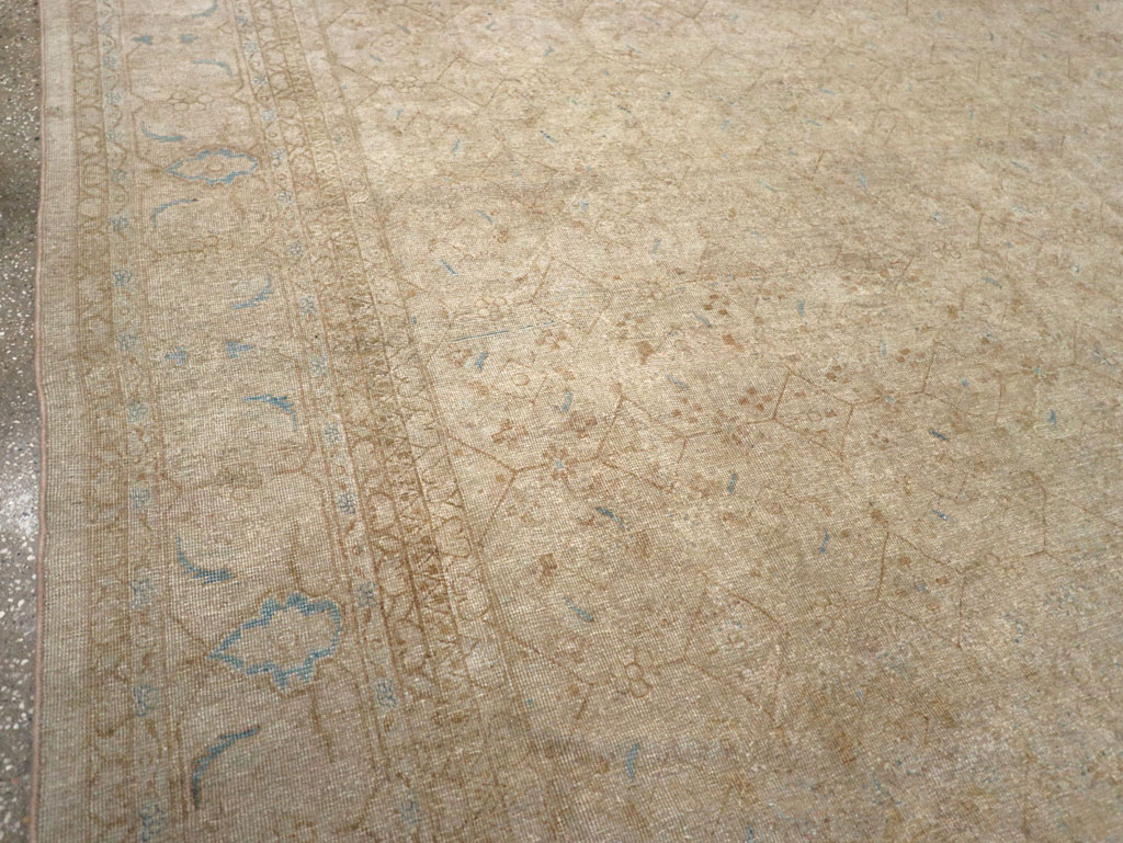 Vintage Persian Mahal Room Size Carpet, No.31619 - Galerie Shabab