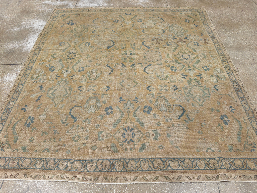 Vintage Persian Mahal Square Accent Carpet, No.31620 - Galerie Shabab