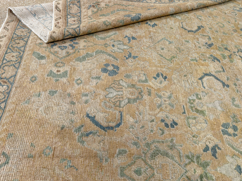 Vintage Persian Mahal Square Accent Carpet, No.31620 - Galerie Shabab