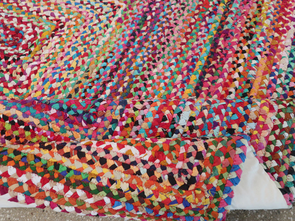 Vintage American Braided Small Room Size Carpet, No.31623 - Galerie Shabab