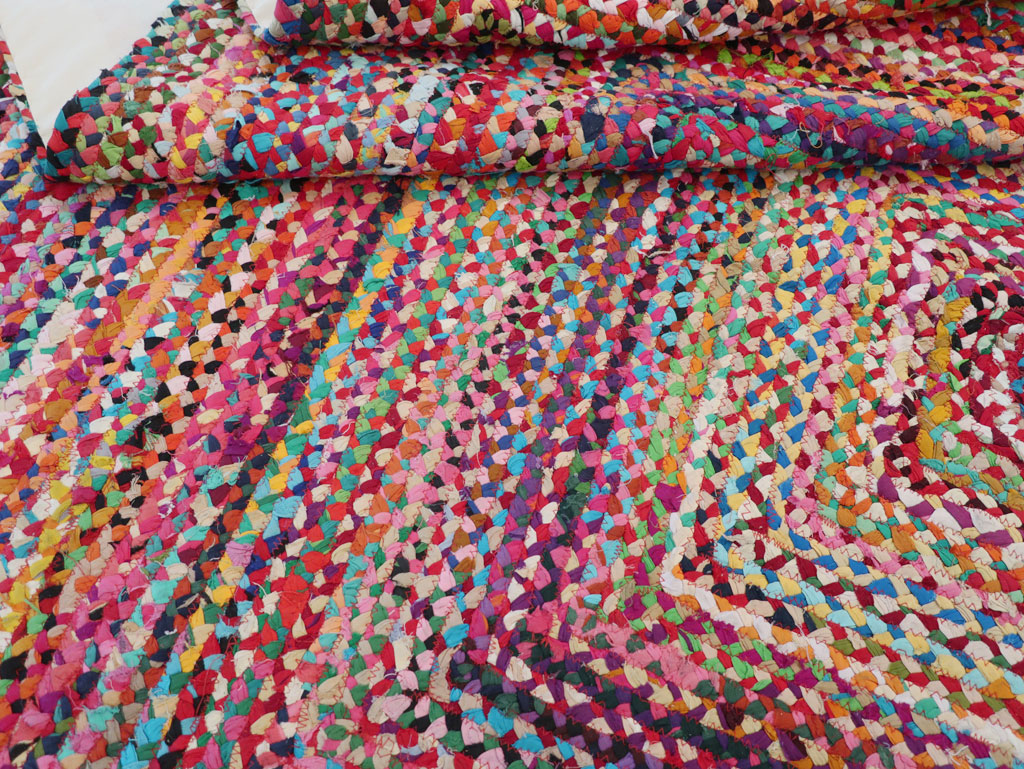 Vintage American Braided Small Room Size Carpet, No.31623 - Galerie Shabab