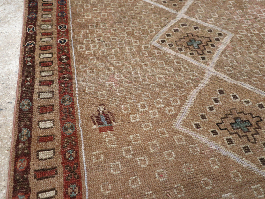 Antique Persian Serab Accent Rug, No.31630 - Galerie Shabab