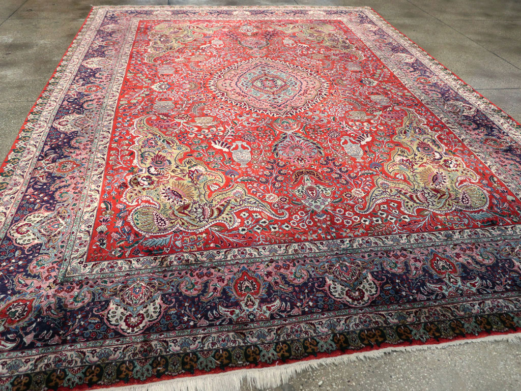 Silk Vintage Persian Tabriz Room Size Carpet, No.31635 - Galerie Shabab