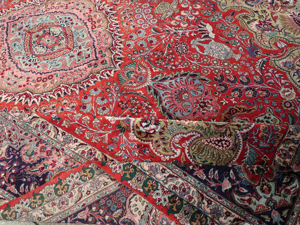 Silk Vintage Persian Tabriz Room Size Carpet, No.31635 - Galerie Shabab