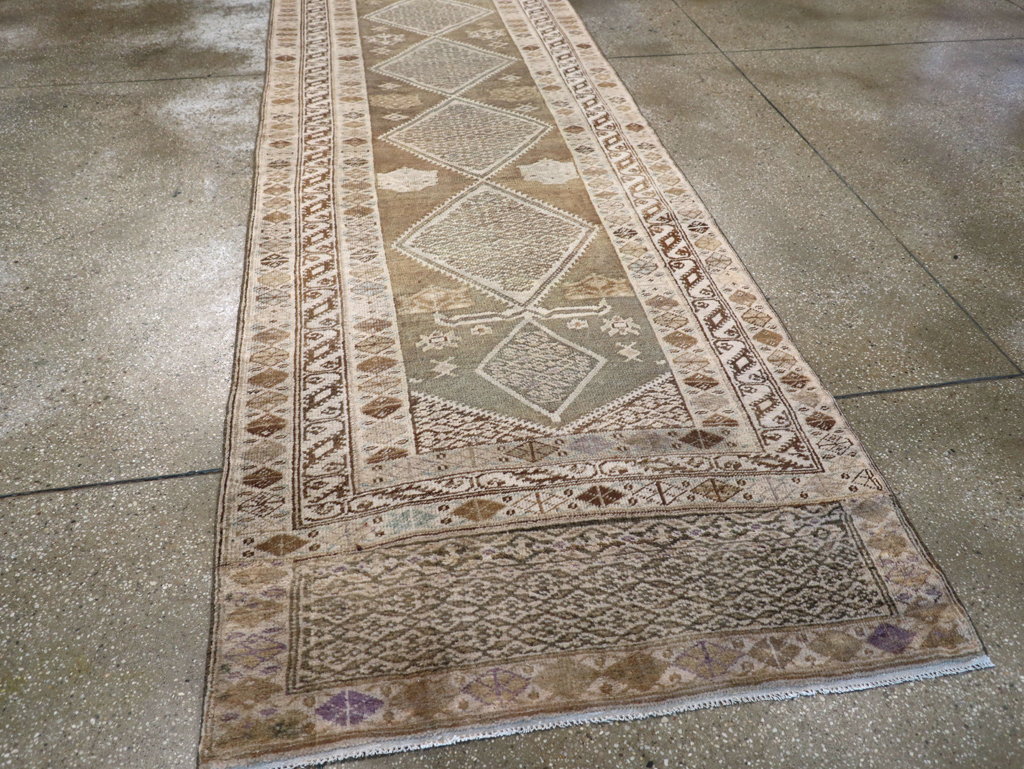 Vintage Persian Kurd Long Runner, No.31636 - Galerie Shabab