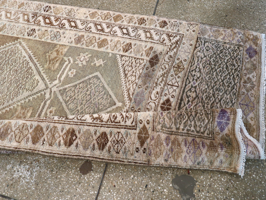 Vintage Persian Kurd Long Runner, No.31636 - Galerie Shabab
