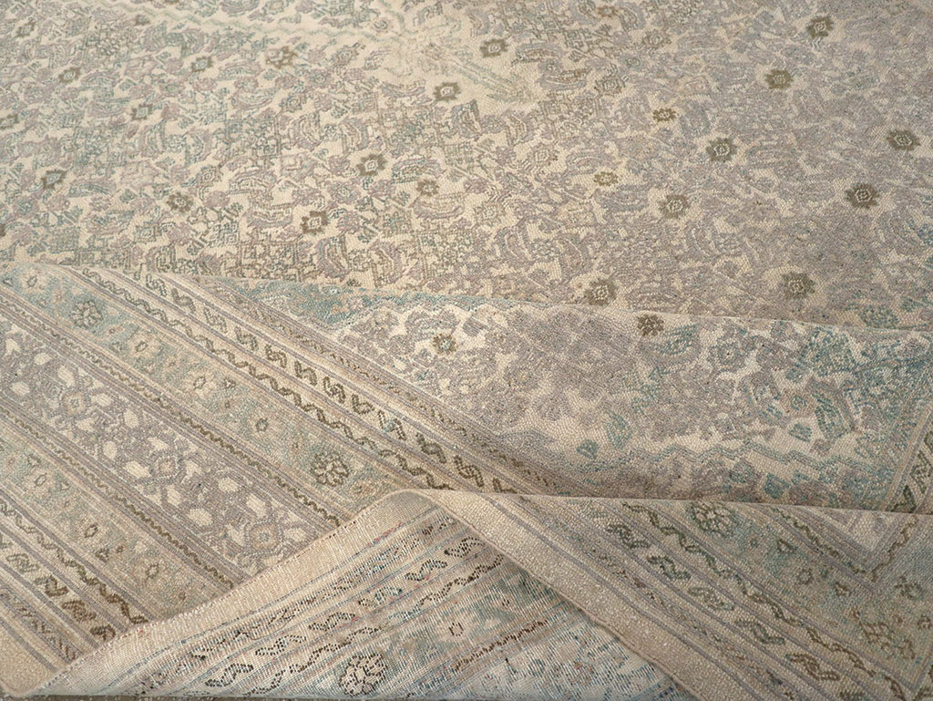 Vintage Persian Bibikabad Large Carpet, No.31640 - Galerie Shabab