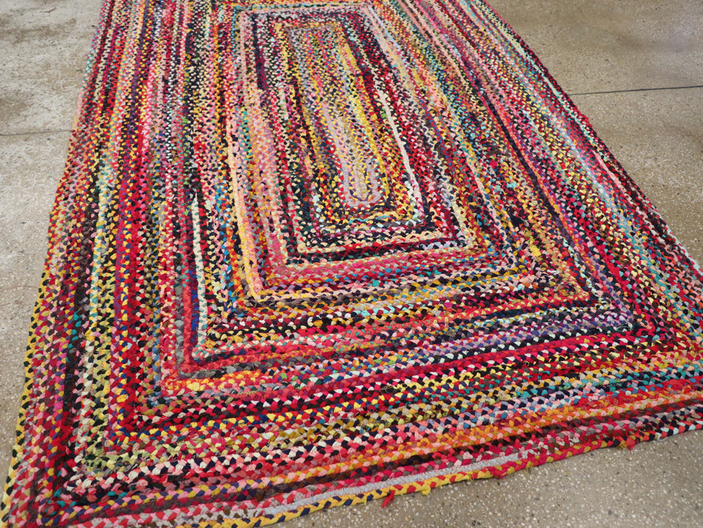 Vintage American Braided Accent Rug, No.31643 - Galerie Shabab